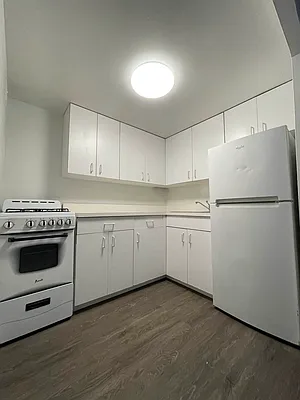 Rented by Kole Group | media 6