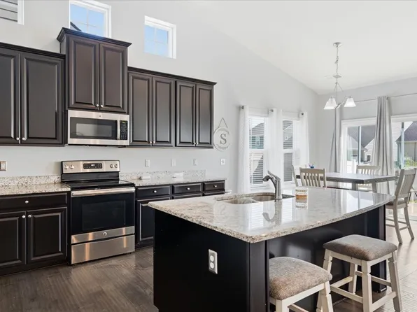 2827 Leatherwood Dr, Murfreesboro, TN 37128
