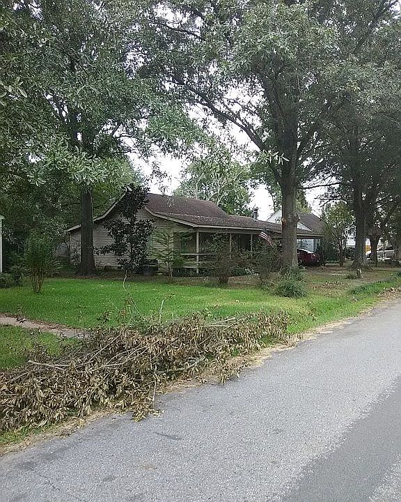 2nd image of 81 Burke Ave