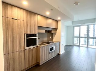 39 Roehampton Ave #2001, Toronto, ON M4P0G1