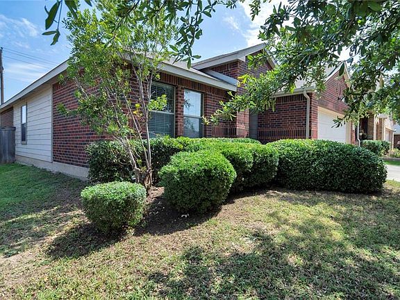 2nd image of 4501 Grassy Glen Dr
