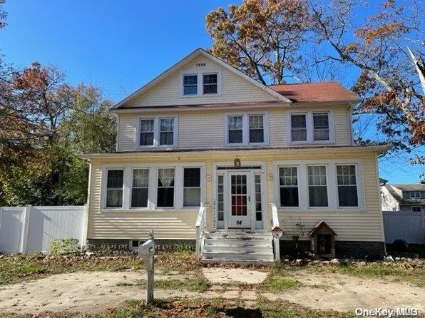 64 Vernon Avenue, Mastic, NY 11950