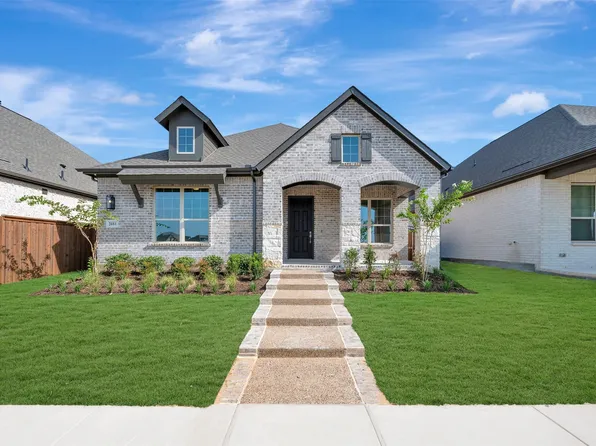 2081 Pine Grove Ln, Arlington, TX 76005