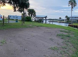 182 5th St, Horseshoe Beach, FL 32648