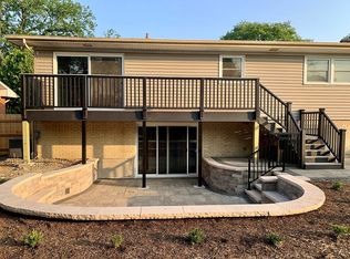 706 E Ivy Ln, Arlington Heights, IL 60004