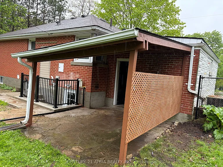13 Ridgewood Ave #UPPER — Photo 10