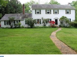 375 Kathwood Ln, Wayne, PA 19087