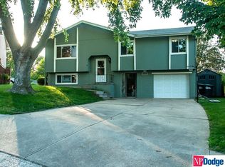 12970 Larimore Cir, Omaha, NE 68164