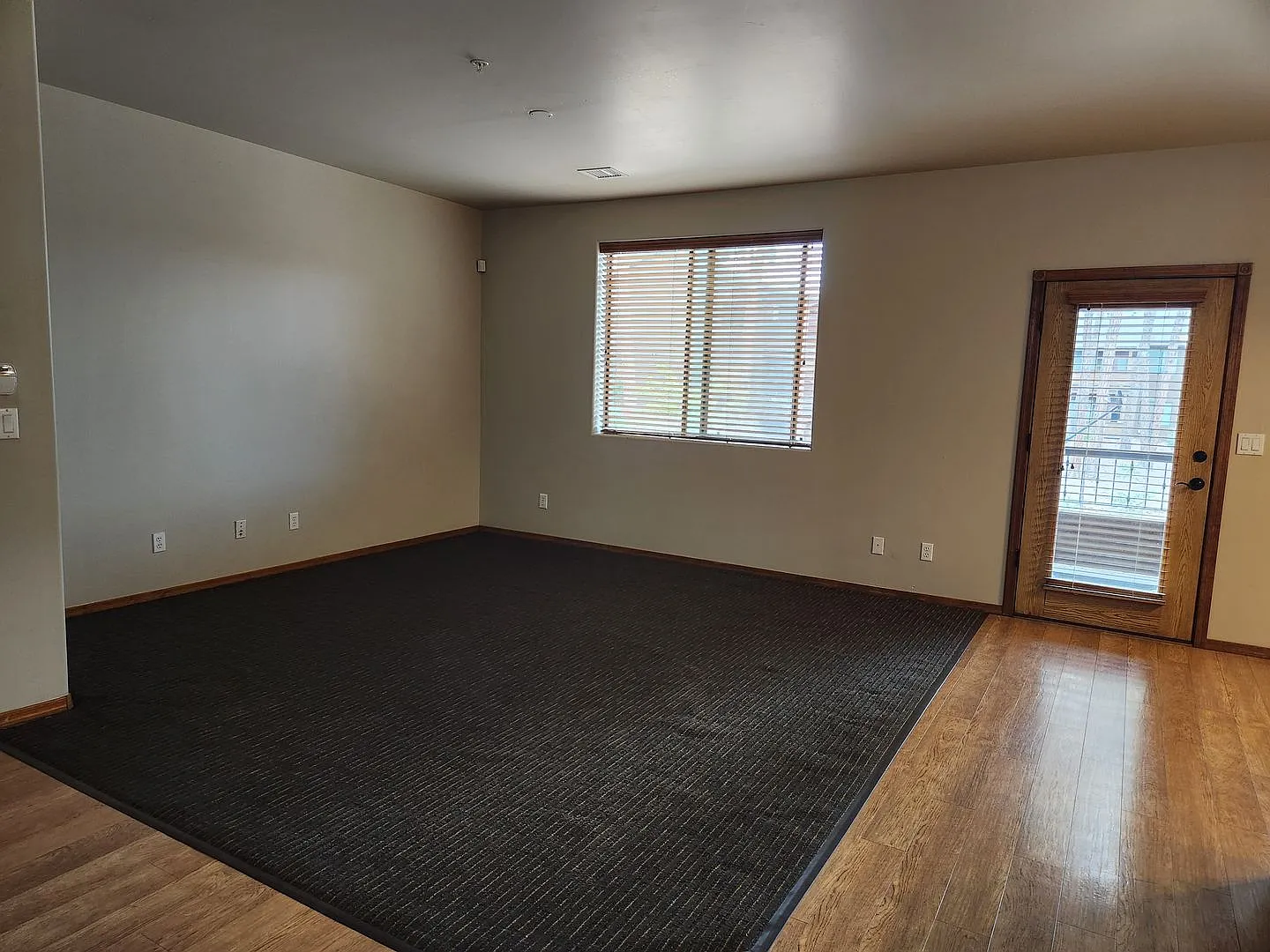 B2 in Bison Cove - 2 Bed / 2 Bath Available Now — Photo 4