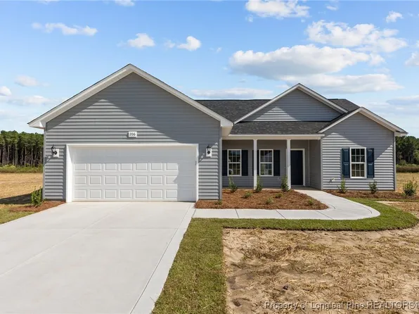 206 Orchard Ln, Parkton, NC 28371