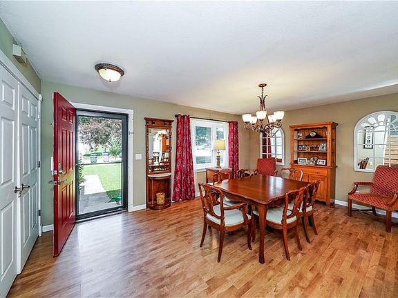 4th image of 10022 Highland Way Dr