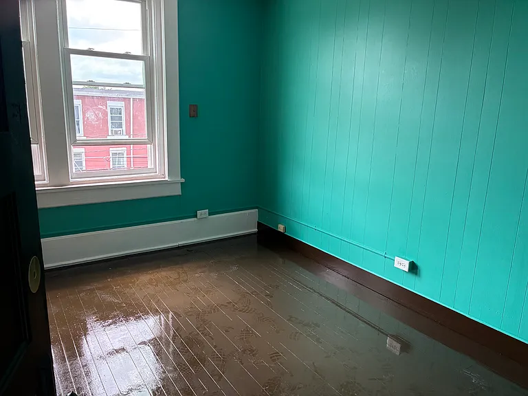 319 Ridge Ave #2 — Photo 8