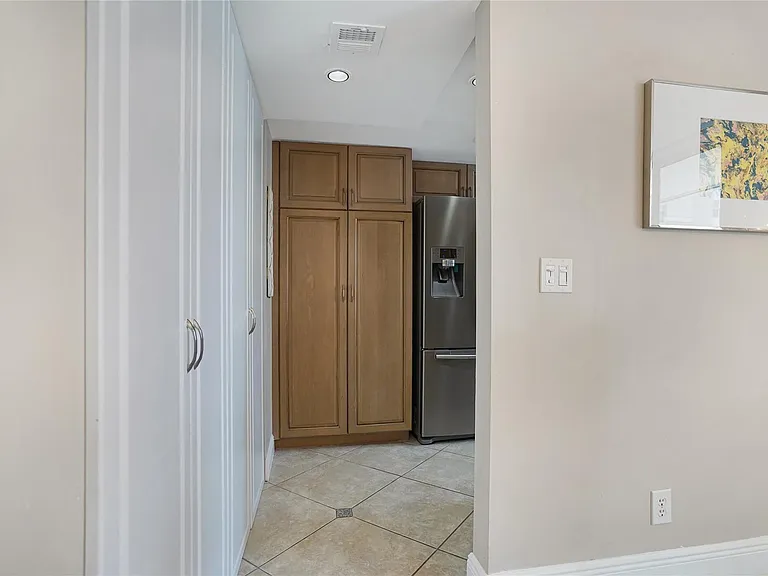 4280 Galt Ocean Dr #11J — Photo 18