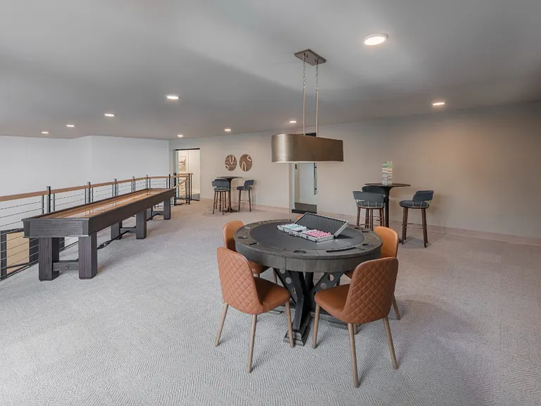 EDGE Apartments — Photo 22