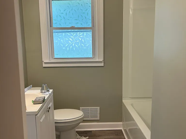 202 Brook Forest Dr — Photo 9