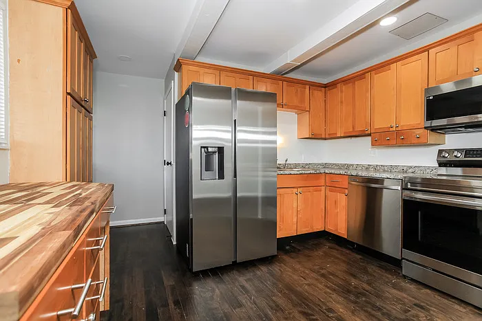 3667 Lakewood Dr — Photo 6