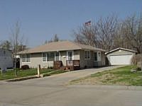 1st image of 852 Sunrise Dr