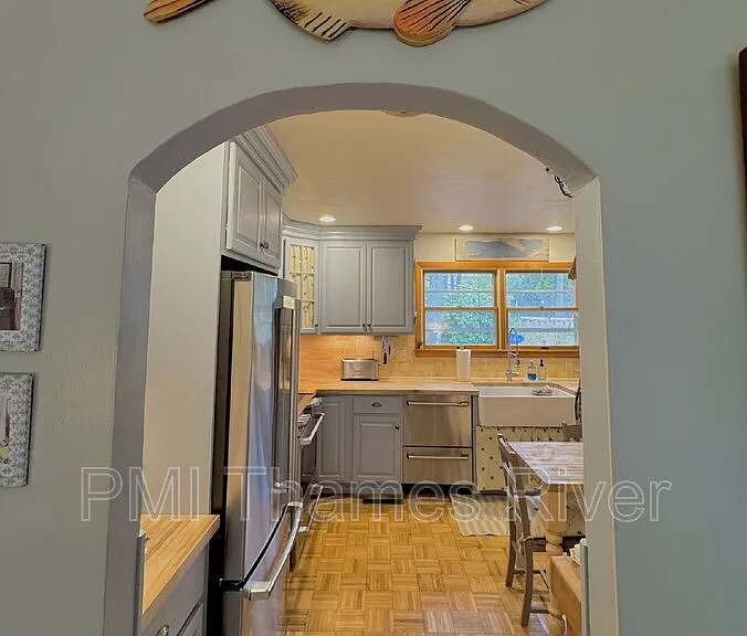 169 Indigo St — Photo 4