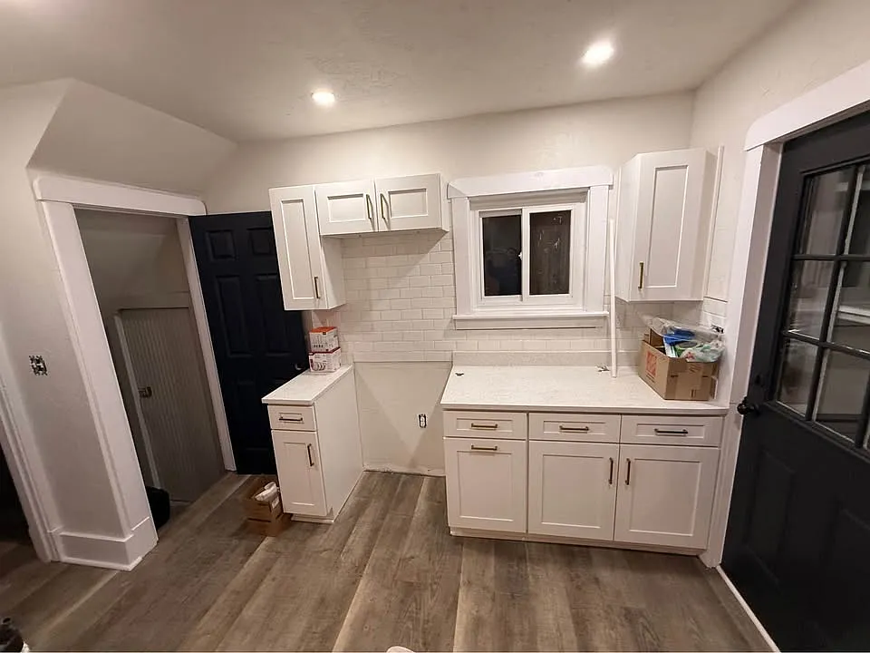 Building Photo - 2729 Shiras Ave