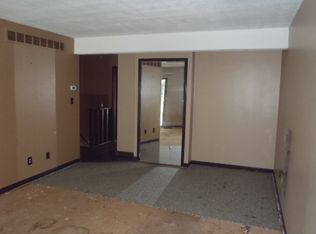 25 Dickinson St UNIT F, Mount Clemens, MI 48043