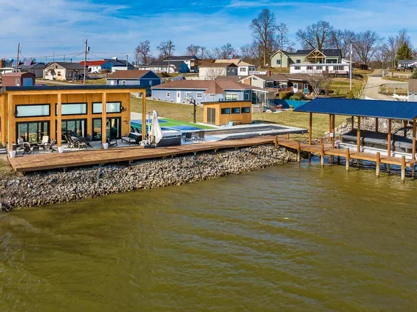 703 Zanesville Ave, Thornville, OH 43076