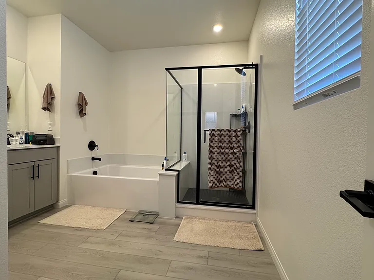 Cinder Cone Ln — Photo 19