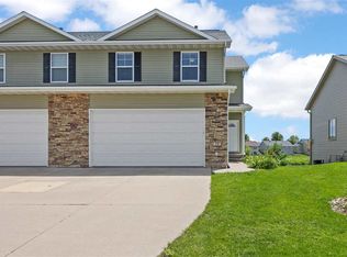 72 S Park Ridge Rd, North Liberty, IA 52317