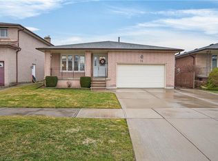 71 Ellington Ave, Hamilton, ON L8E3T5