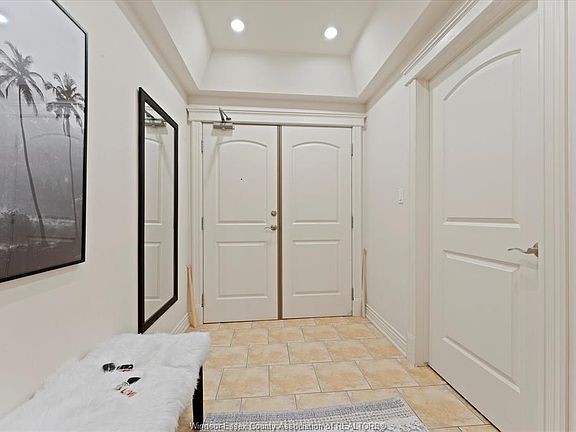 4th image of 1225 Riverside Dr W #1103