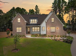 320 Sloan Ln, Pinehurst, NC 28374