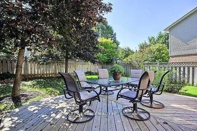 48 Hadden Cres — Photo 19