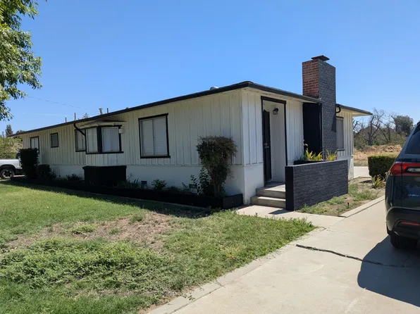1716 N Cain St, Visalia, CA 93292