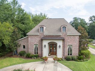 11528 Hillcrest Rd, Gulfport, MS 39503