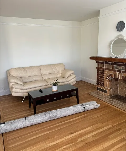 Sweeny St — Photo 1
