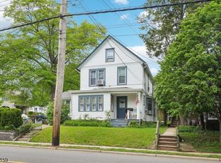 412 S Maple Ave, Glen Rock, NJ 07452