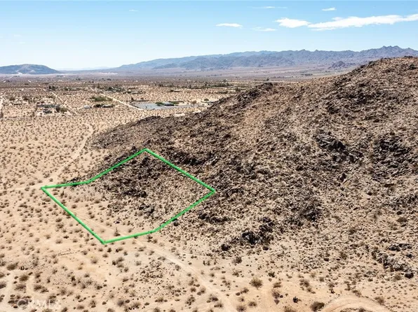 5300 Avenida La Flora Desierta #48, Joshua Tree, CA 92252