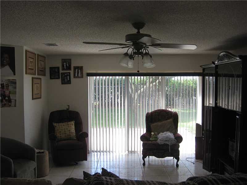 2nd image of 4101 W Silverado Cir