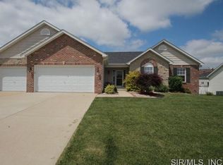 731 Erics Run Dr, O Fallon, IL 62269