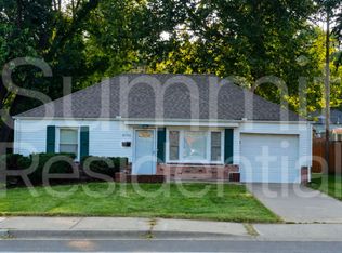4900 Mission Rd, Roeland Park, KS 66205