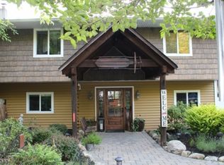 56 Kilroy Rd, Andover, NJ 07821