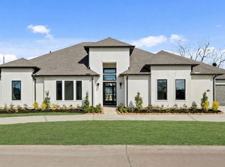 4210 Westgate Ln, Weston Lakes, TX 77441