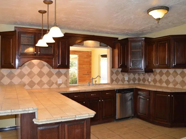 2901 Cortez St, Douglas, AZ 85607