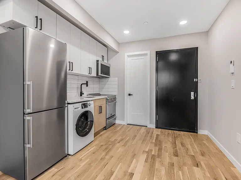 1000 Findlay Ave #Penthouse 2 — Photo 8
