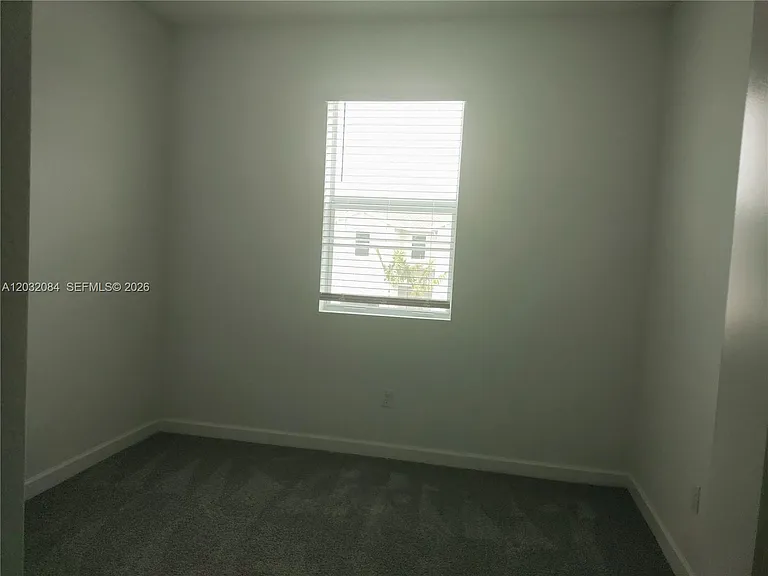 652 SE Lake Falls St — Photo 12