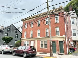 26 N Main St, Spring City, PA 19475