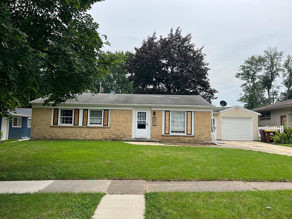 2nd image of 4809 Augustana Dr