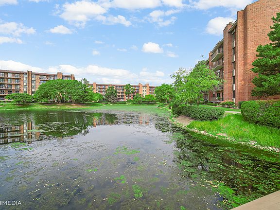 5th image of 701 Lake Hinsdale Dr APT 301