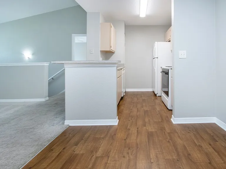 8905 Manor Loop #201 — Photo 6