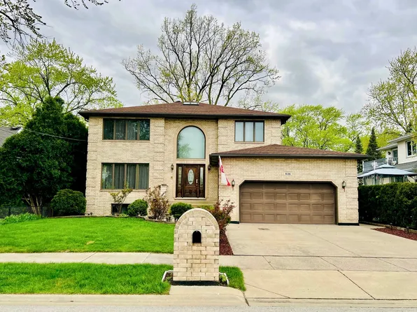 8126 Natchez Ave, Burbank, IL 60459