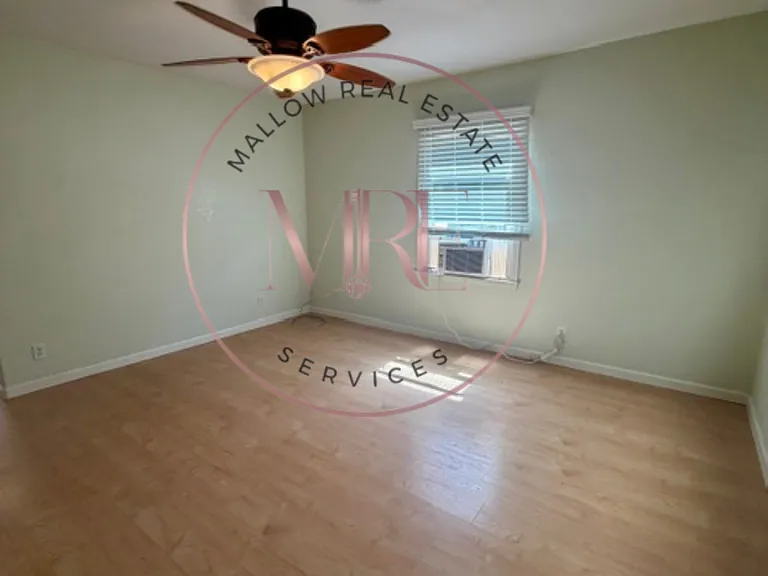 1355 Safford St — Photo 2